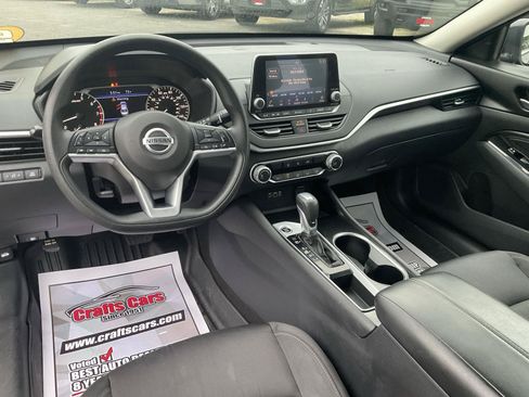 Used 2021 Nissan Altima 2.5 SV FWD image 12