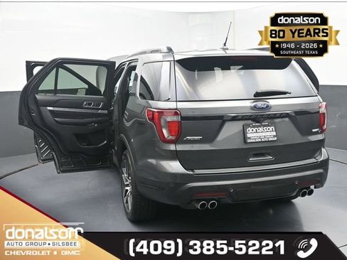 Used 2018 Ford Explorer Sport AWD/4WD image 26