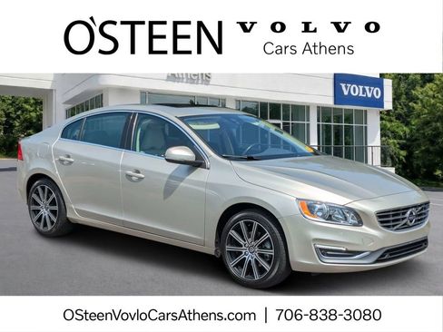 Used 2018 Volvo S60 T5 Inscription FWD image 1