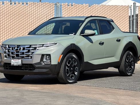 Used 2022 Hyundai Santa Cruz SEL w/ Activity Package FWD image 8