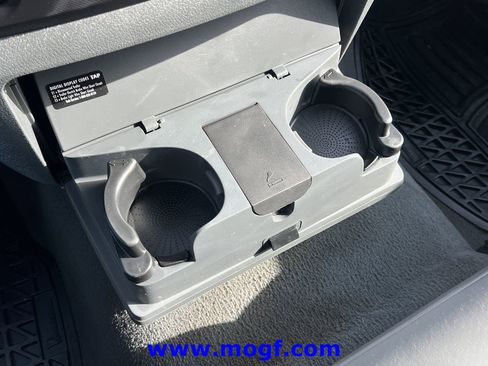 Used 2007 Dodge Ram 1500 Truck ST w/ SXT Group image 9