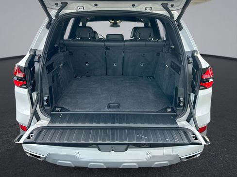 Used 2026 BMW X5 sDrive40i w/ Climate Comfort Package RWD image 13