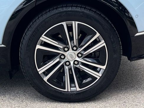 Used 2024 Cadillac Lyriq Luxury AWD/4WD image 11