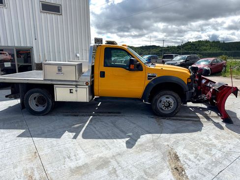 Used 2010 Ford F450 4x4 Regular Cab Super Duty image 2