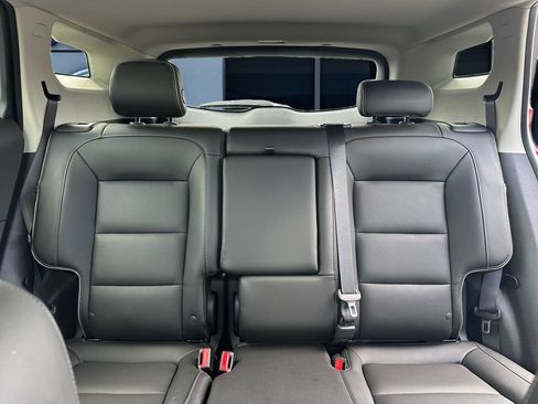 Used 2018 GMC Terrain Denali w/ Comfort Package AWD/4WD image 12