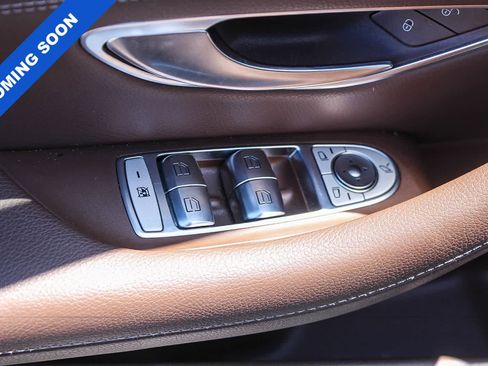 Used 2017 Mercedes-Benz E 300 image 26