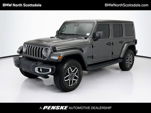 Used 2025 Jeep Wrangler Unlimited Sahara AWD/4WD image 1