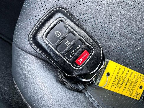 Used 2025 Toyota Camry XSE image 14