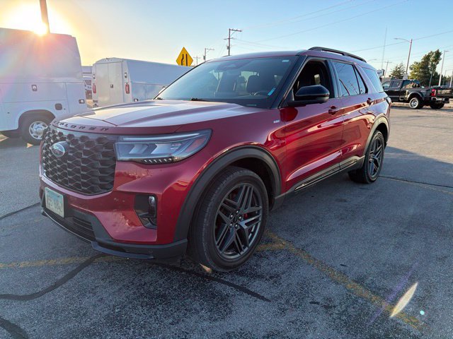 Used 2025 Ford Explorer ST-Line w/ Premium Package AWD/4WD image 1