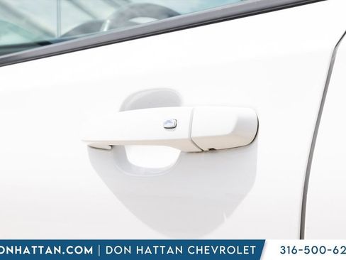 Used 2023 GMC Terrain SLT FWD image 29
