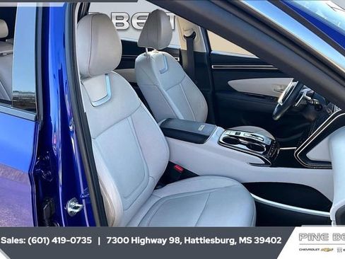 Used 2023 Hyundai Tucson Limited image 6