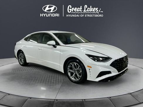 Certified 2023 Hyundai Sonata SEL w/ Preferred Accessory Package FWD image 8