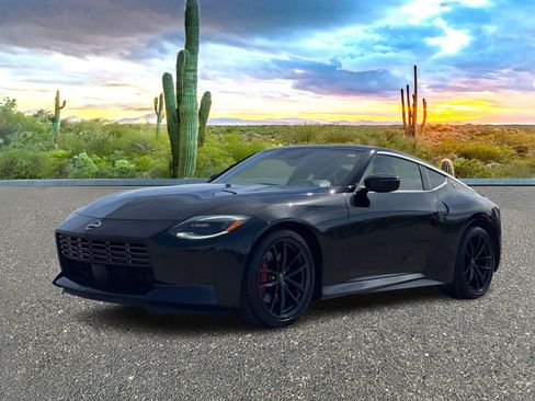 Certified 2024 Nissan Z Performance w/ Floor Mat Package image 2