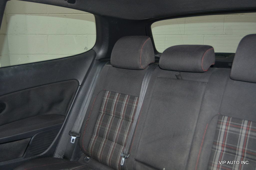 Used 2011 Volkswagen GTI 2-Door FWD image 20