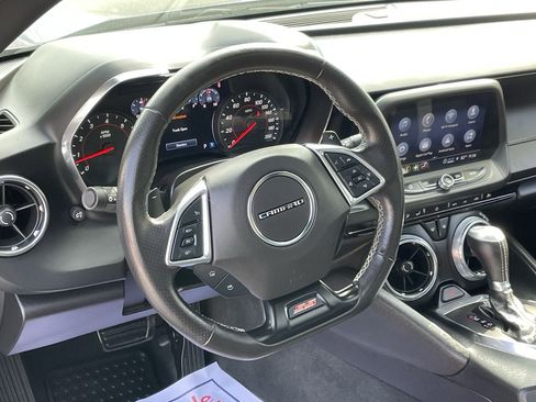 Used 2022 Chevrolet Camaro SS RWD image 30