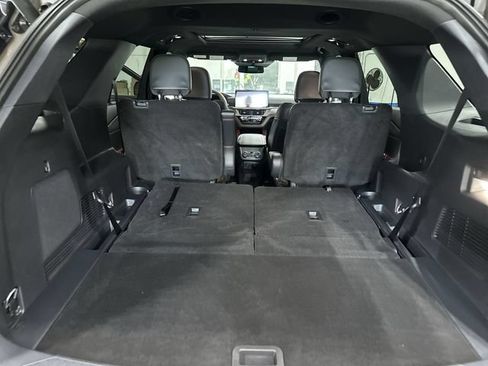 Used 2026 Ford Explorer ST-Line w/ ST-Line Street Pack AWD/4WD image 26