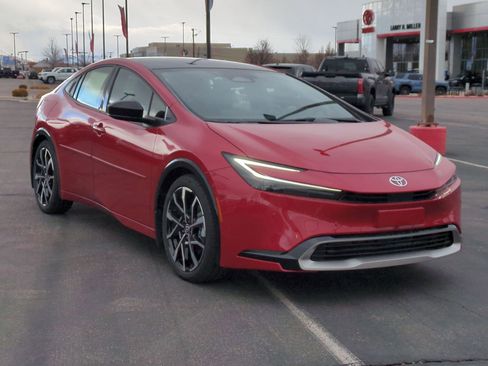 New 2026 Toyota Prius Plug-In Hybrid image 7