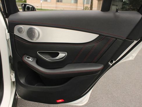 Used 2018 Mercedes-Benz GLC 43 AMG 4MATIC image 26