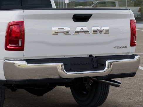 New 2026 RAM 2500 Tradesman AWD/4WD image 39