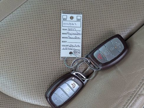 Used 2017 Hyundai Sonata Limited image 39