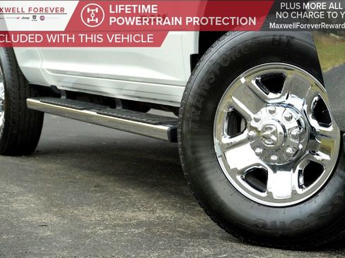 Used 2022 RAM 2500 Big Horn w/ Cold Weather Group image 4