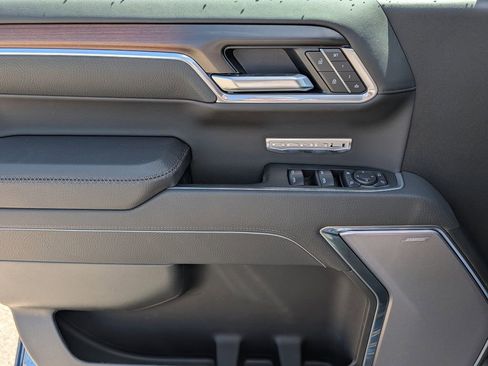 New 2026 GMC Sierra 1500 Denali w/ Technology Package AWD/4WD image 19