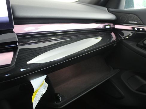 Used 2026 BMW i5 eDrive40 image 33