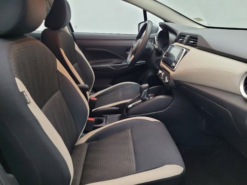 Used 2020 Nissan Versa SV image 21
