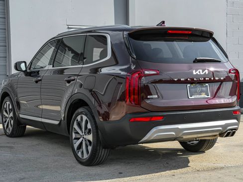 Used 2022 Kia Telluride S AWD/4WD image 11