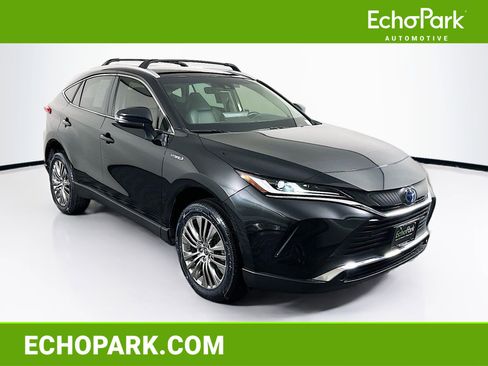 Used 2021 Toyota Venza XLE w/ Softex Package AWD/4WD image 1