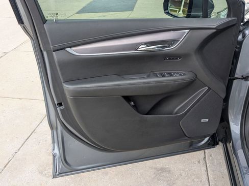 Used 2022 Cadillac XT6 Luxury image 13