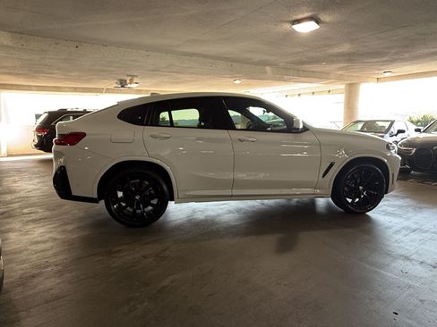 Used 2023 BMW X4 xDrive30i w/ M Sport Package AWD/4WD image 7