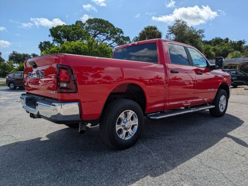 Used 2026 RAM 2500 Big Horn AWD/4WD image 4
