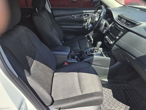 Used 2019 Nissan Rogue SV AWD/4WD image 11