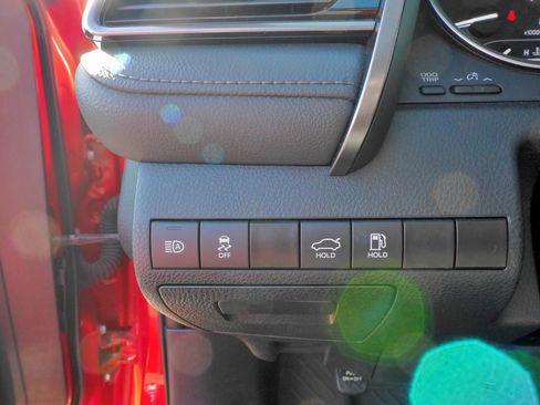 Used 2024 Toyota Camry LE image 21