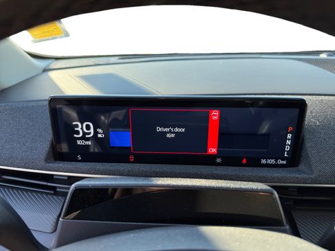 Certified 2024 Ford Mustang Mach-E Premium image 11