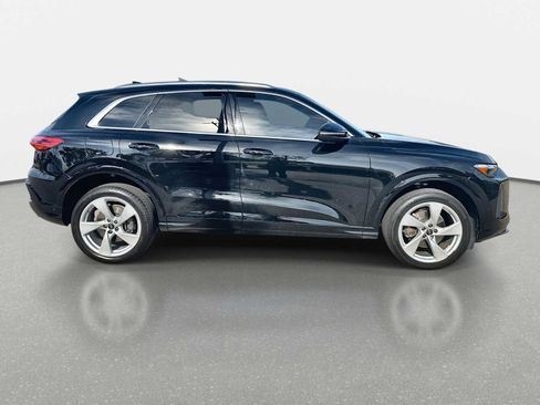 Used 2025 Audi Q5 Premium Plus w/ Premium Plus AWD/4WD image 10