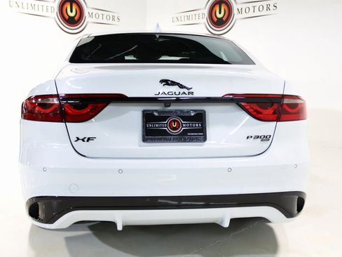 Used 2021 Jaguar XF R-Dynamic SE image 29