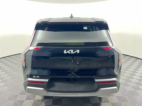 New 2026 Kia EV9 Light image 4