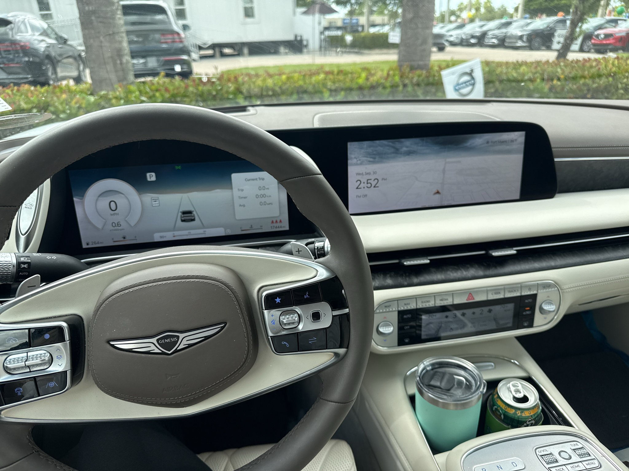 Used 2024 Genesis G90 3.5T AWD/4WD image 6