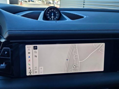 New 2026 Porsche Macan Turbo Electric image 22