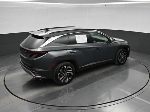 Used 2025 Hyundai Tucson Limited FWD image 29