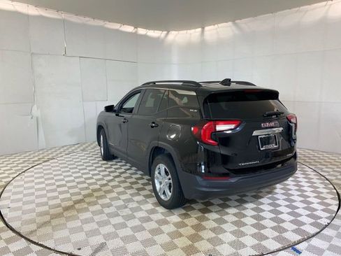 Used 2024 GMC Terrain SLE w/ Driver Convenience Package AWD/4WD image 19
