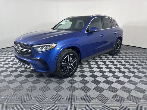 New 2026 Mercedes-Benz GLC 300 4MATIC image 3