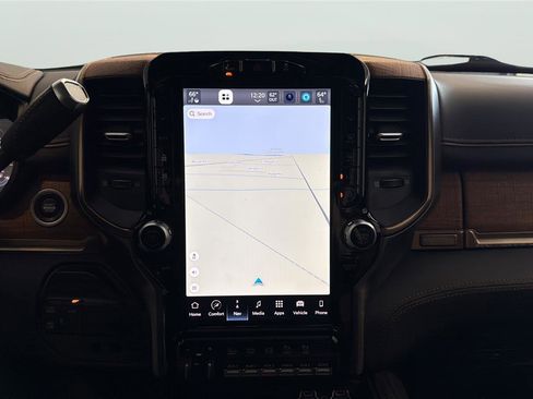 Used 2024 RAM 2500 Limited w/ Safety Group AWD/4WD image 19