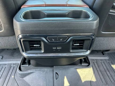 Used 2024 GMC Sierra 2500 Denali Ultimate AWD/4WD image 50
