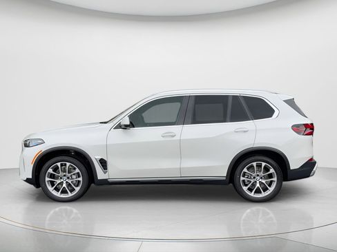 New 2026 BMW X5 xDrive40i AWD/4WD image 2