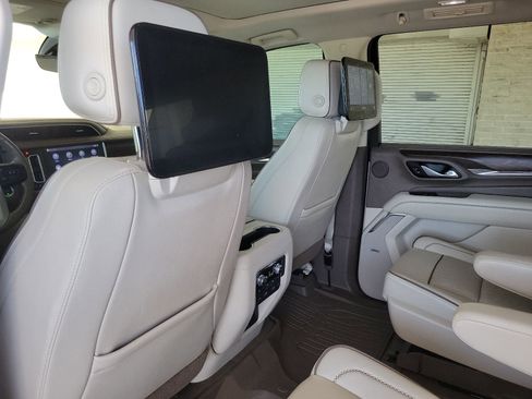 Certified 2021 GMC Yukon Denali w/ Denali Premium Package RWD image 17