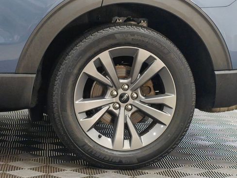 Used 2021 Ford Explorer XLT w/ Equipment Group 202A AWD/4WD image 63