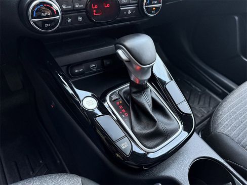 Used 2022 Kia Soul GT-Line image 29